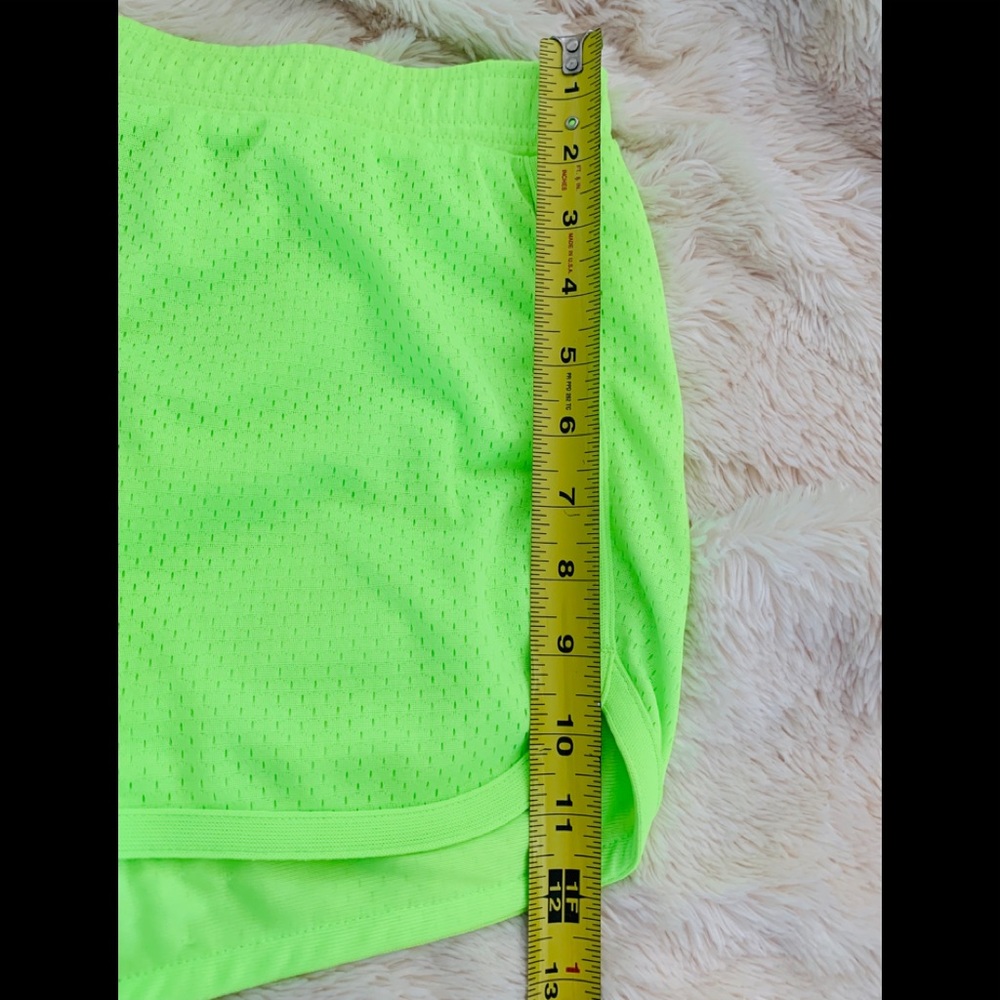 Xersion Shorts View 3
